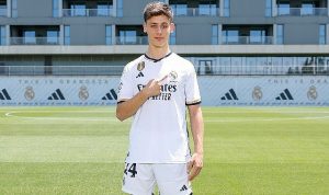 Barcelona-Real Madrid, Zimbru-Fenerbahçe ve Tirana – Beşiktaş karşılaşmaları canlı yayınla S Sport Plus’ta