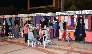 Kemalpaşa’da emekçi kadınlara destek