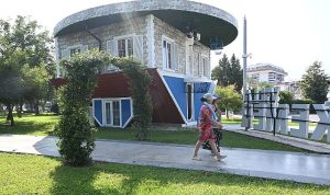 Ters eve büyük ilgi