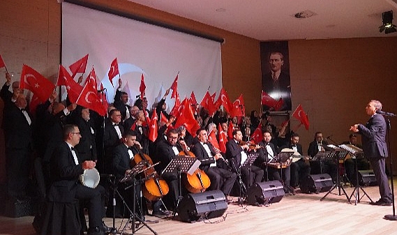 Atatürk’ün sevdiği eserlerle cumhuriyet coşkusu yaşandı