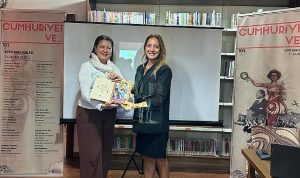 Burcu Bahar “Atatürk ve Sihirli Gözlük” kitabını anlattı