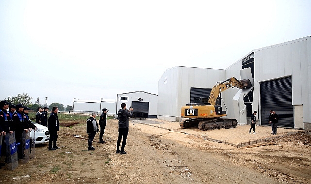 Yaylacık’ta Kaçak Fabrika Yıkıldı