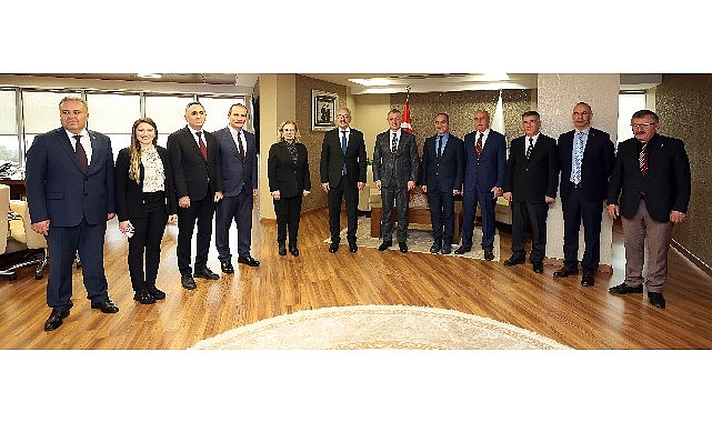 Başkan Büyükakın, “Öğretmenlerimize şükran borçluyuz”