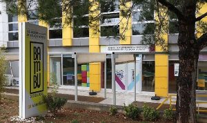 Deü’nün genç girişimcilere desteği sürüyor