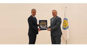 Harran Üniversitesi’nde ‘Dünya Düzeni ve Türkiye Programı’ düzenlendi.