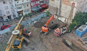 Konak Belediyesi’nin yeni hizmet binası inşaatı başladı