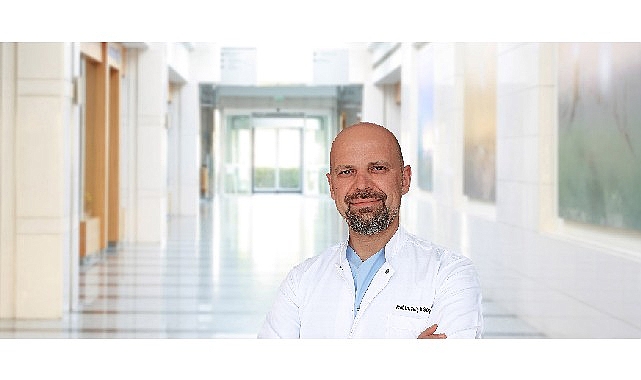 Sinir sıkışması bardak tutmaya bile engel