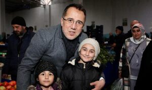 Başkan Savran’dan pazar ziyareti