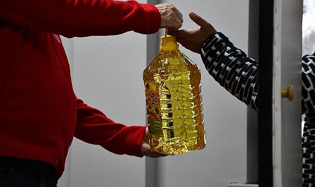 Lüleburgaz Belediyesi ihtiyaç sahiplerinin yanında