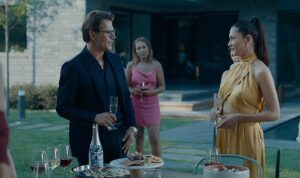 Netflix, başrollerinde Funda Eryiğit, Alperen Duymaz ve Mehmet Günsür’e yer veren Kül’ün fragmanını paylaştı