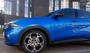 Pirelli sanal ortamda tasarlanan yeni 4 mevsim lastiği Cinturato All Season SF3’ü lanse etti