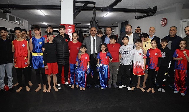 Başkan Söğüt, “Körfez’e spor salonu kazandıracağız”