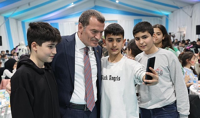 Bilgi Evi Öğrencileri Başkan Arısoy’la İftarda Buluştu