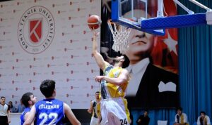 Konya Büyükşehir Belediyespor Basketbolda Yarı Finalde