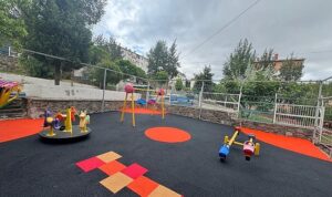 İzmir’in parkları yeniden doğuyor