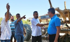 Burhaniye Belediyesi Fen İşleri Müdürlüğü ekipleri, Karınca Deresi kenarında yürüyüş ve bisiklet yolu projesi çalışmalarına başladı