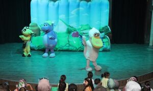 Nevşehir Belediyesi tarafından bu yıl ilk kez düzenlenen Kapadokya Çocuk Festivali başladı. 21 Temmuz Pazar akşamına kadar sürecek olan festivalin ilk gününde çocuklar doyasıya eğlendi