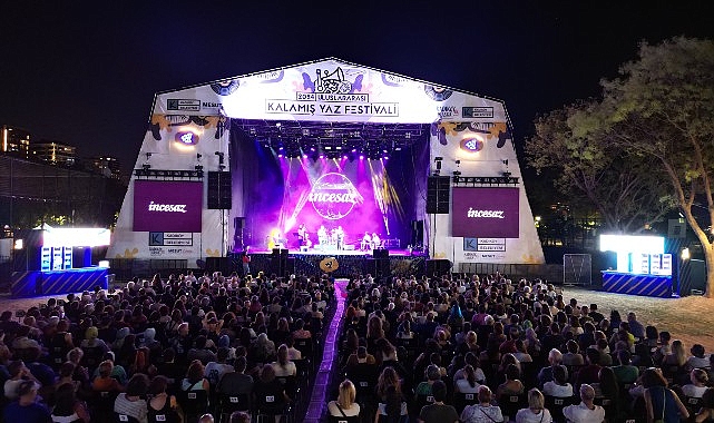Bu yıl dördüncüsü düzenlenen Uluslararası Kalamış Yaz Festivali Charlie Chaplin’in “Şarlo Kaçak” filmiyle Kadıköylülere merhaba dedi
