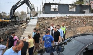 Bornova Belediyesi’nden yangın mağduru aileye destek