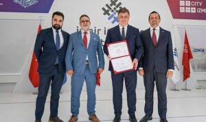 İzmir İnovasyon ve Teknoloji ilklerin şirketi oldu “Bu sertifika İzmir’i teknoloji kenti yapma hedefimizin şeref belgesidir”