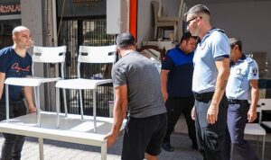 Karşıyaka’da zabıta ekiplerinden işgal denetimi