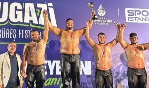 Kemer Belediye pehlivanı Kaya’dan büyük başarı