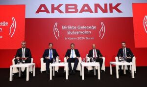 Akbank, Birlikte Geleceğe Buluşmaları’na Bursa’da Devam Etti