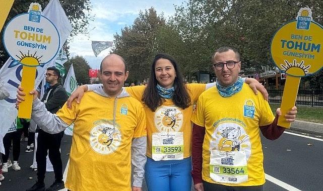 Tohum Güneşleri, 15 öğrencinin eğitim bursu için Türkiye İş Bankası 46. İstanbul Maratonu’nda koştu!
