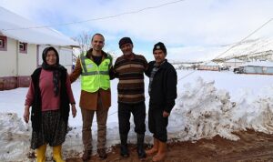 Büyükşehir Belediyesi’nin karla mücadelesi sürüyor