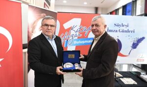 En sevilen yazarlar Osmangazi’de kitap severlerle buluşuyor