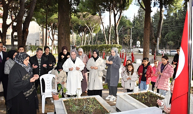 Manisa Şehidini Andı
