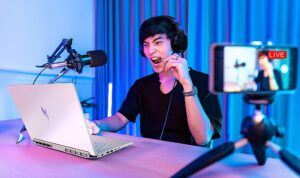 Acer, Yeni Nitro V Serisi Dizüstü Bilgisayarlarını Tanıtarak Genişleyen Oyun Bilgisayarları Portföyüne Güç Katıyor