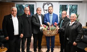 Bornova’da yerel üreticiye tam destek