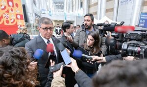 Başkan Tugay basın mensuplarının sorularını yanıtladı  “İzmir’i tanımadığını düşünüyorum”