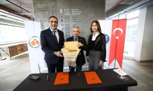 Belediye ve üniversite kadınlara destek için buluştu