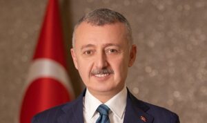 Büyükakın’dan öğretmen ve öğrencilere: “İyi dersler”