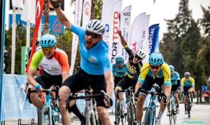 Büyükşehir Antalya’daki Bisiklet Yarışlarına Damga Vurdu