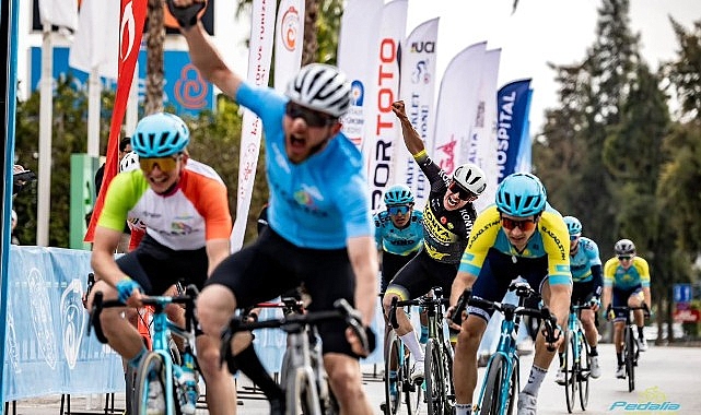 Büyükşehir Antalya’daki Bisiklet Yarışlarına Damga Vurdu