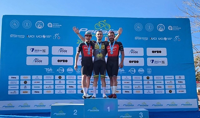 Büyükşehir Bisiklette Madalya Avını Sürdürdü