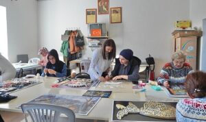 Denizli: “22 kadınımız okuma yazma kursu ile yeni bir başlangıç yapıyor”