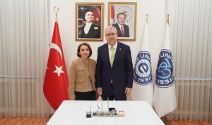 EÜ’nün “Sakinleştirici Bebek Battaniyesi” buluşu “Faydalı Model” olarak tescillendi