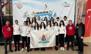 Kadınlar Sutopu 1. Lig Müsabakaları Balıkesir’de Başladı