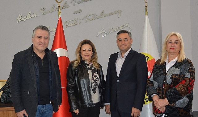 ODTÜ Ege Mezunlar Derneği Başkanı ve İzmir Kent Konseyi Başkan Adayı Özgür Topaç, İzmir Gazeteciler Cemiyeti’ni ziyaret etti