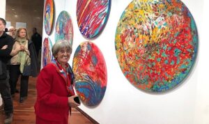 Slovenyalı ünlü sanatçı ve restoratör Mira Licen, eserleriyle İzmir’de