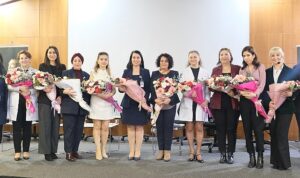 Yeni Yüzyıl Üniversitesi Gaziosmanpaşa Hastanesi’nde, Kadın ve Aile Hizmetleri Müdürlüğü İş Birliğiyle “Doğumdan Menopoza Kadının Sağlık Serüveni Paneli” Gerçekleştirildi