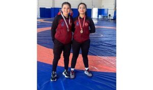 Aliağa’nın Genç Sporcuları Madalyalarıyla Döndü