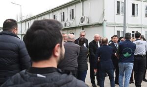 Başkan Aydın, Osmangazi ailesiyle bayramlaştı