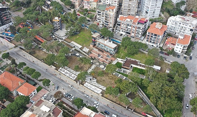 Bergama Çamlıpark Açıldı: Yıllardır Özlemle Beklenen Park, Halkla Buluştu