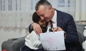 Büyükakın’a iftarda duygulandıran karşılama