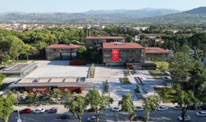 İnegöl Belediyesi’nde İç Kontrol Sisteminde Akademik Başarı